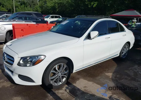 2016 Mercedes-Benz C 300 4Matic/Luxury 4Matic/Sport 4Matic from USA, damaged, VIN 55SWF4KB7GU177654